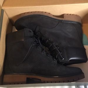 I am selling brand new black timberlands